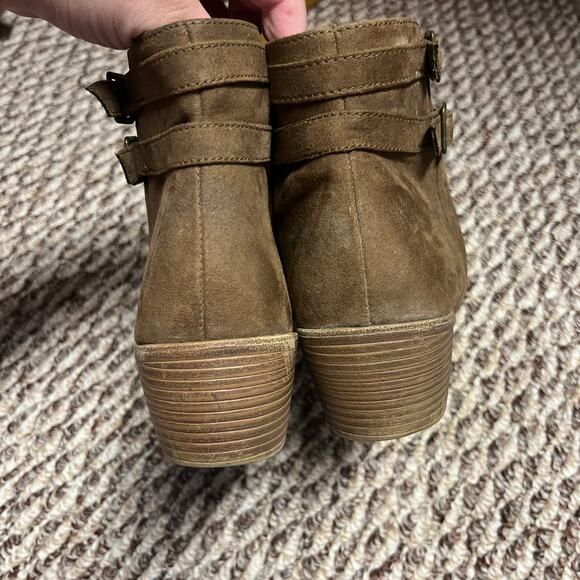 American Eagle Tan Faux Suede Ankle Booties Size 12 - Picture 5 of 8